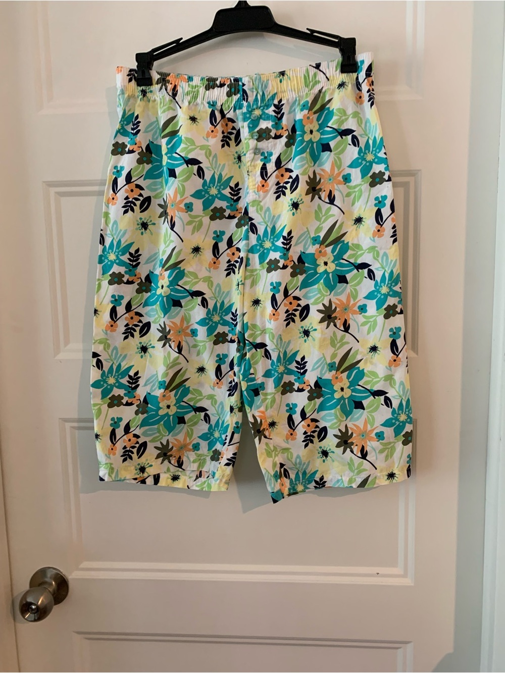 Women's Floral Print Elastic Waist cotton Shorts in Teal & Peach